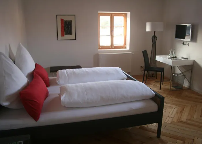 Unterwirt Hotell 3*